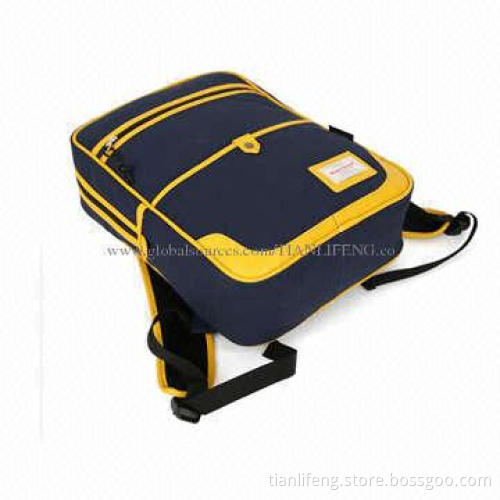 Backpack for laptop, canvas, vertical and simple style